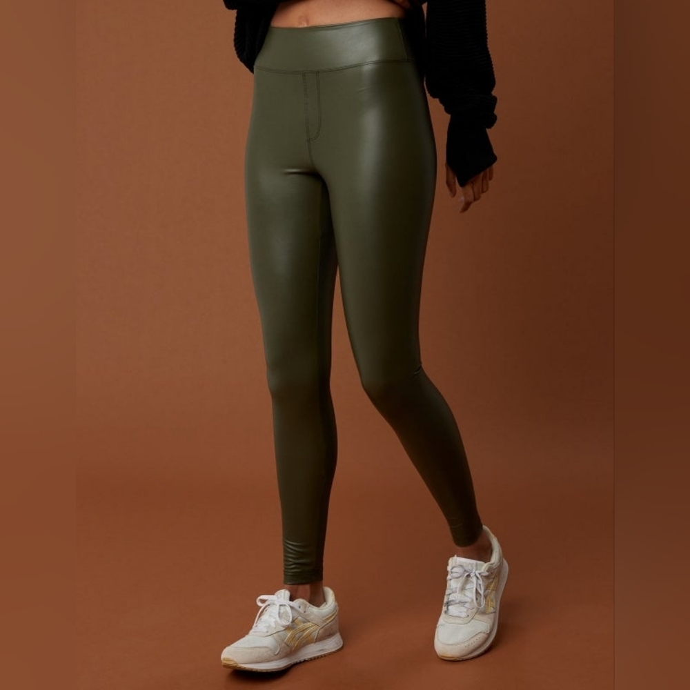 OFFLINE By Aerie Real Luxe Faux Leather Legging